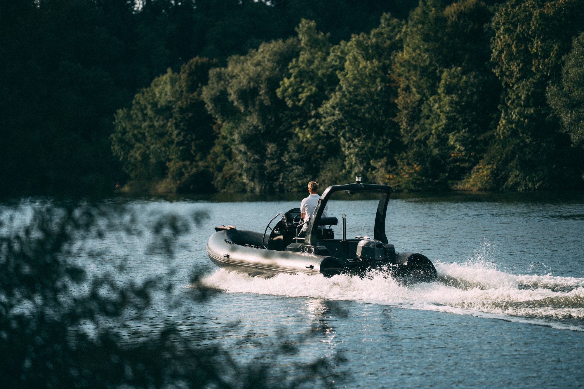 Electric RIB 330